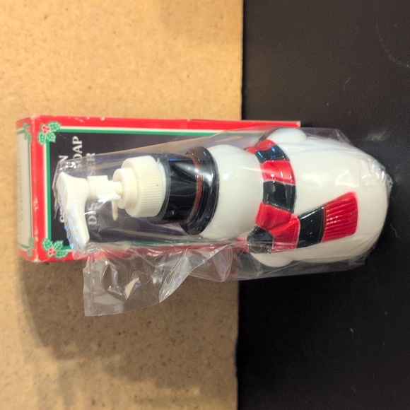 Snowman Lotion & Soap Dispenser - Picture 3 of 8